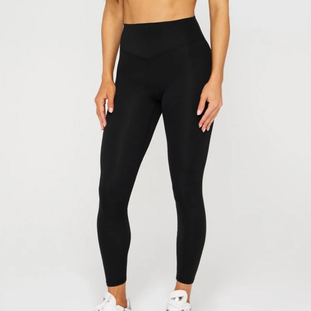 NWT, Fabletics, PureLuxe High-Waisted TLC Legging, Black, Large